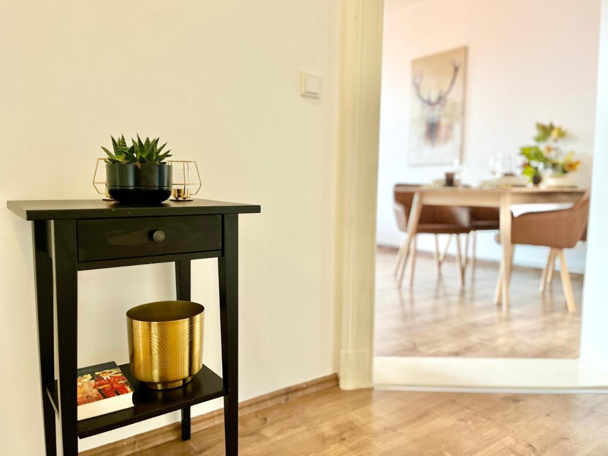 Golden Deer - 3 Schlafzimmer - Zentrum - 92m² *